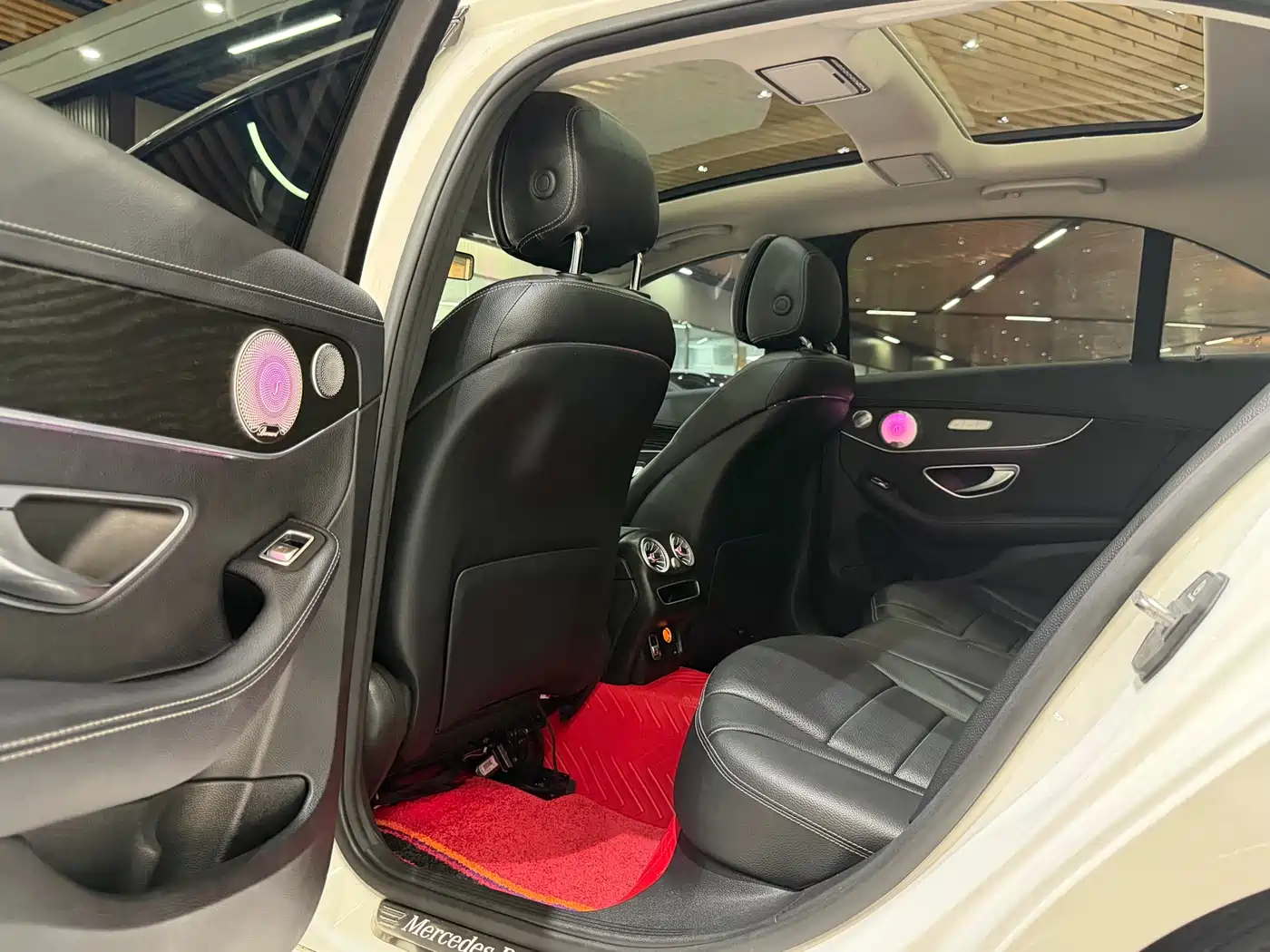 Mercedes-Benz C-Class 2021 C 260 L Sport Starry Exclusive Edition фото 6