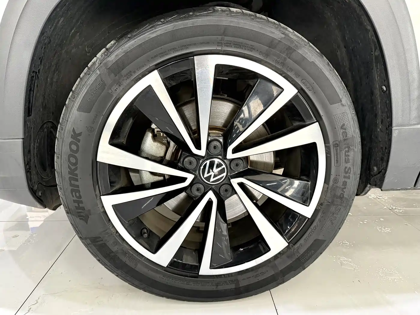 Volkswagen Tharu 2022 280TSI FWD Luxury Edition фото 13