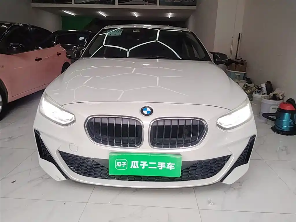 BMW 1 Series 2019 118i M Sport Package фото 3