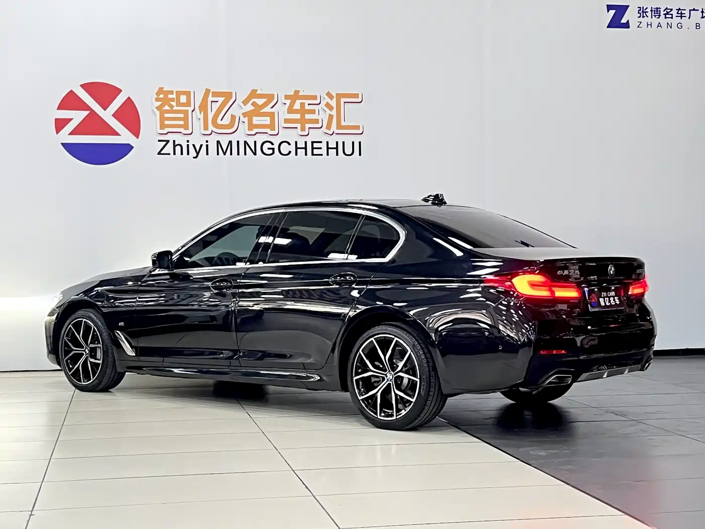BMW 5 Series 2023 530Li Premium M Sport Package фото 3