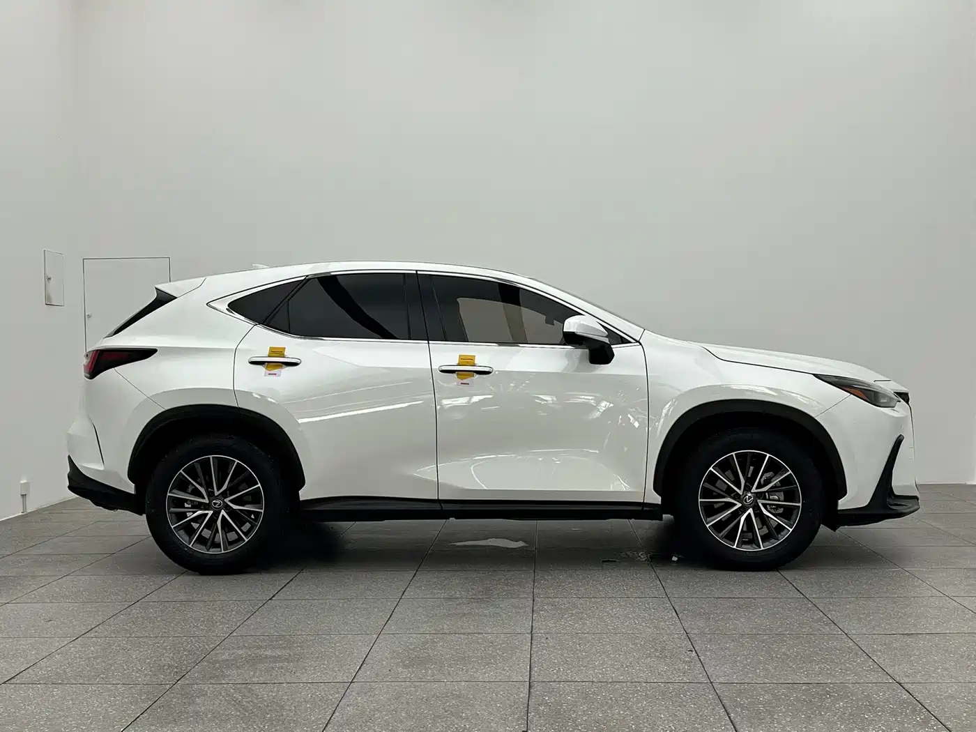 Lexus NX 2023 260 FWD Dynamic Edition фото 7
