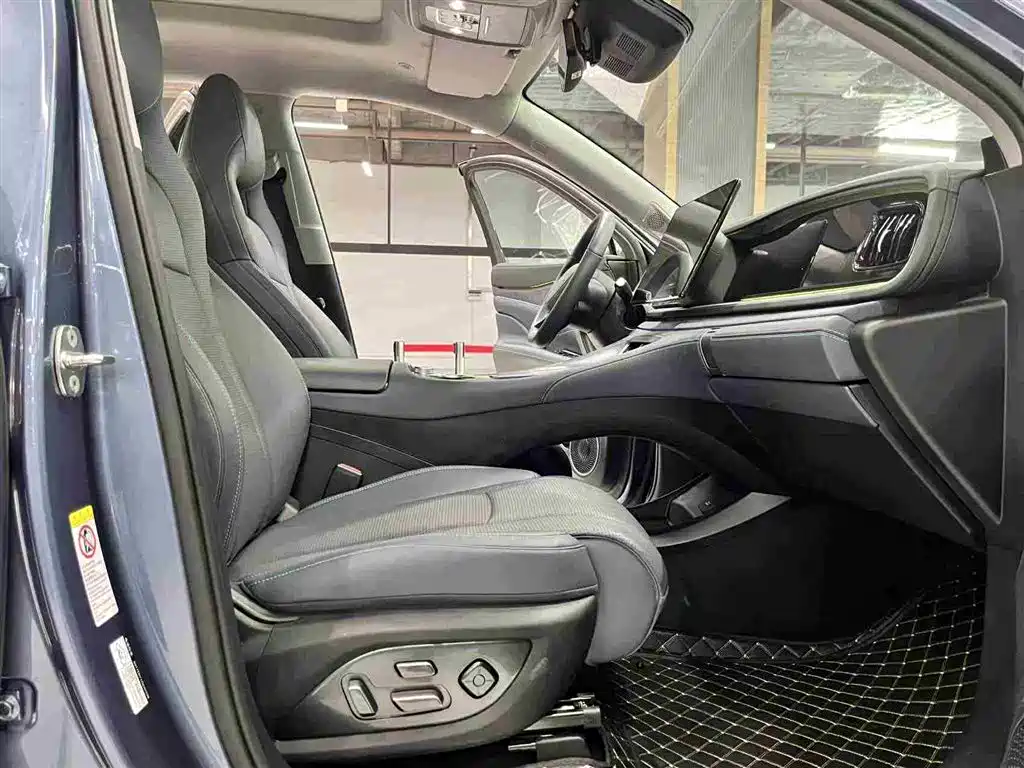 BYD Hai Shi 07 DM-i 2025 150 Pilot+ Edition фото 13