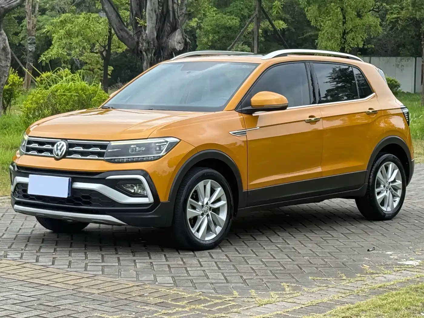 Фото 1 - Volkswagen T-Cross