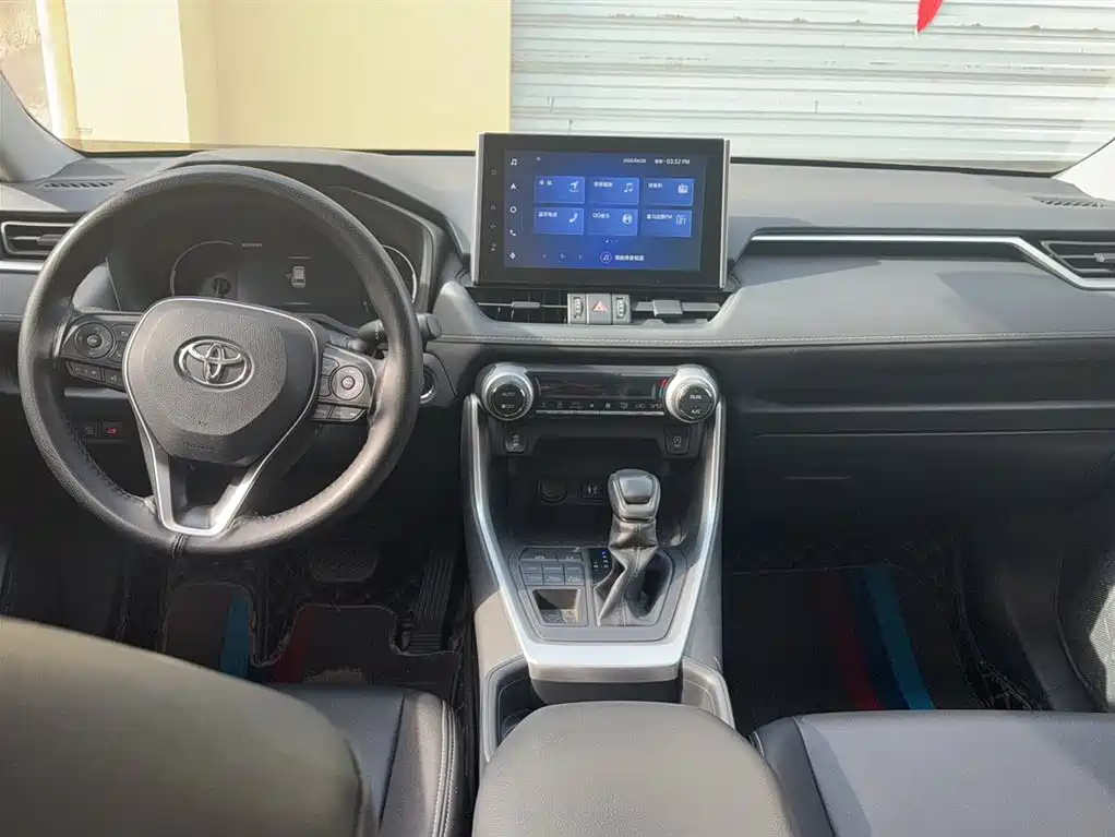 Toyota RAV4 Rongfang 2021 2.0L CVT 4WD Trend фото 5