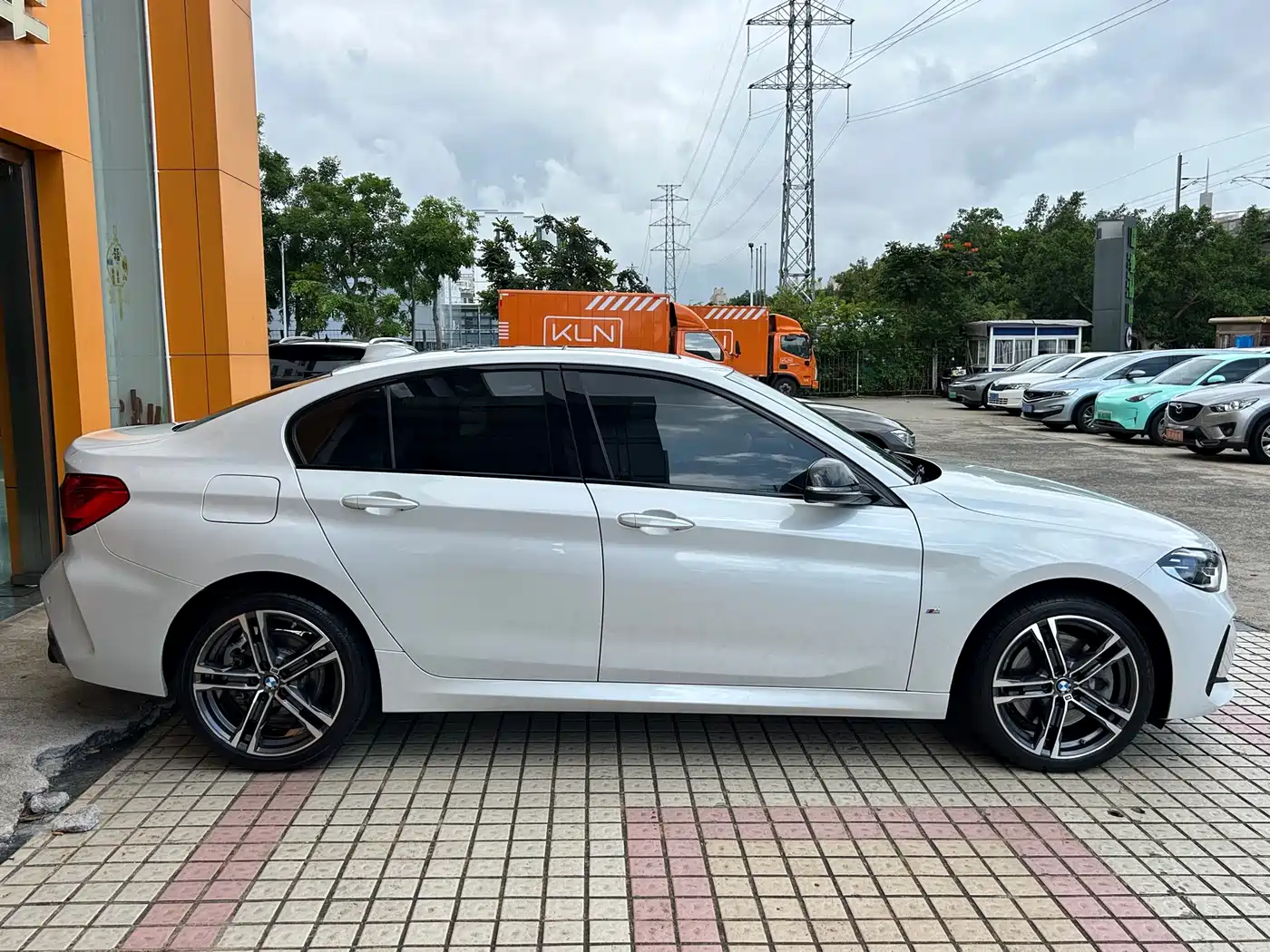 BMW 1 Series 2021 Facelift 125i M Sport Shadow Edition фото 8