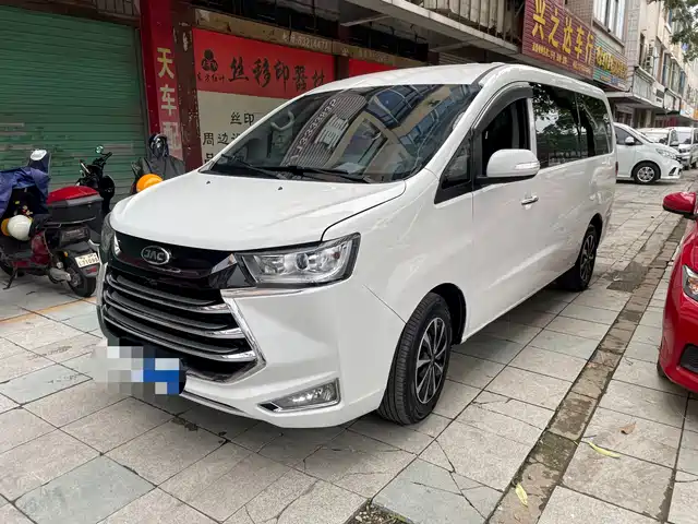 JAC Refine Refine M4 2022 2.0CTI Diesel Manual Stylish