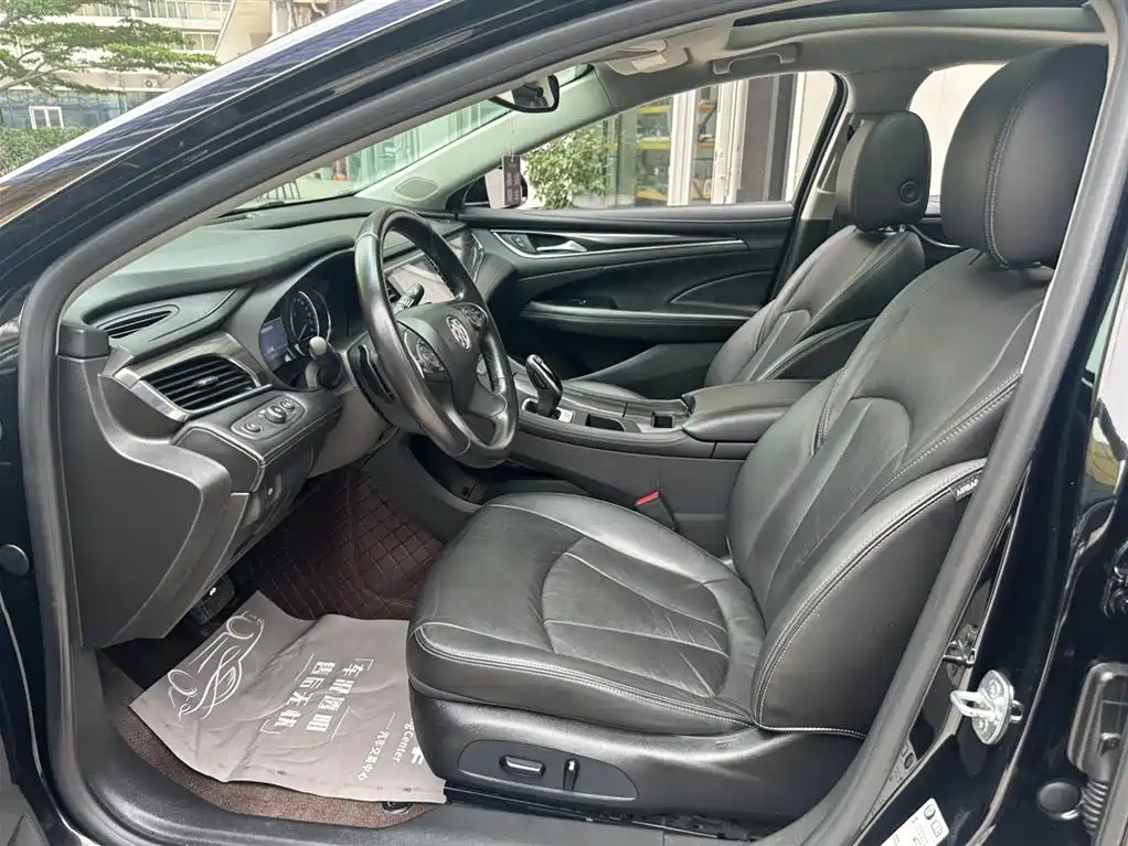 BUICK LACROSSE