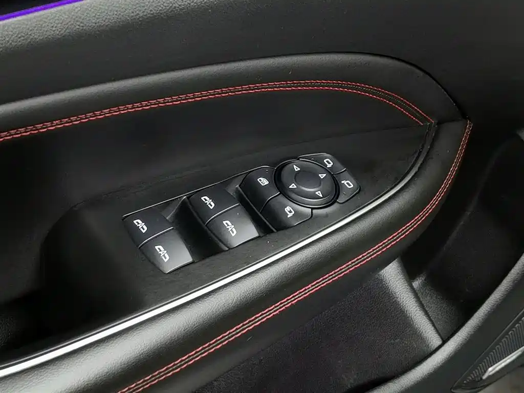 Buick Regal 2017 GS 28T Luxury Type фото 9