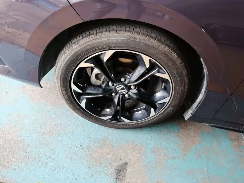 Photo 22 - Honda Civic