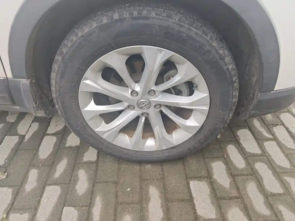 Zhonghua V3 2016 2016 1.5L Manual Comfort