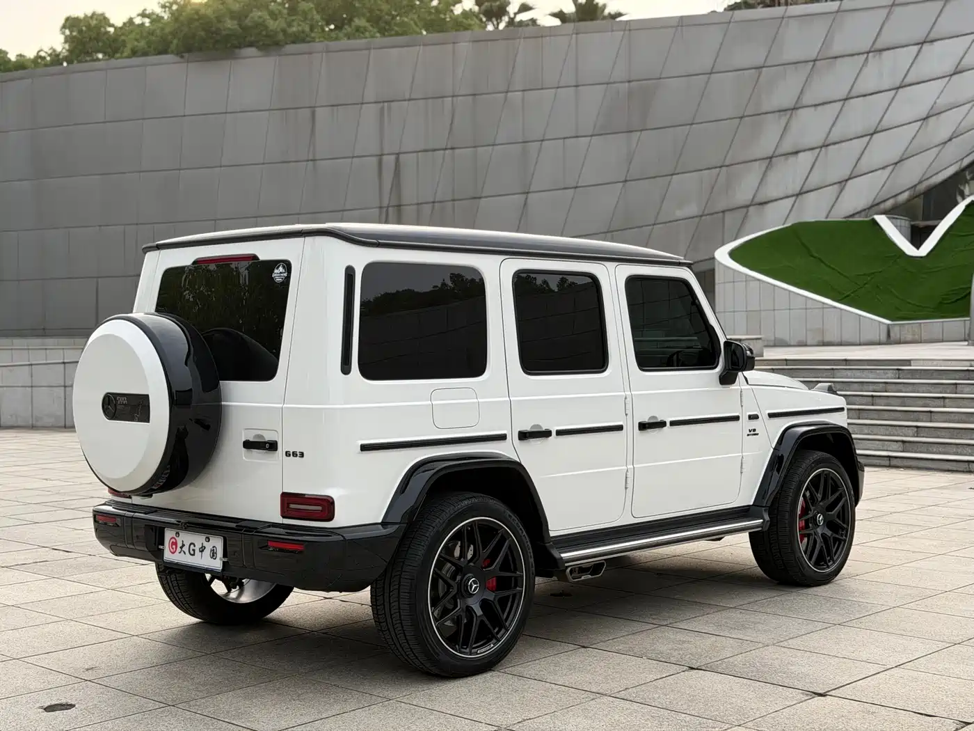 Mercedes-Benz G-Class 2025 G 500 фото 13