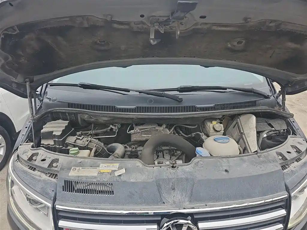 Volkswagen Multivan 2019 2.0TSI 4WD Premium 7-seater фото 16