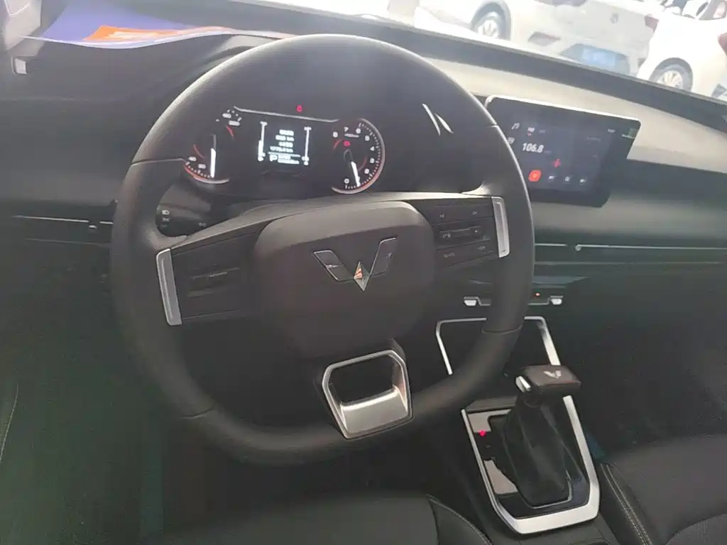 Wuling Motors Wuling Xingchi 2024 2022 1.5L CVT Fun Edition
