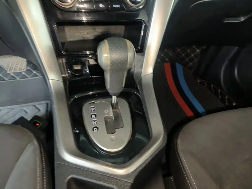 Venucia T70 2017 2016 2.0L CVT Rui Qu Edition