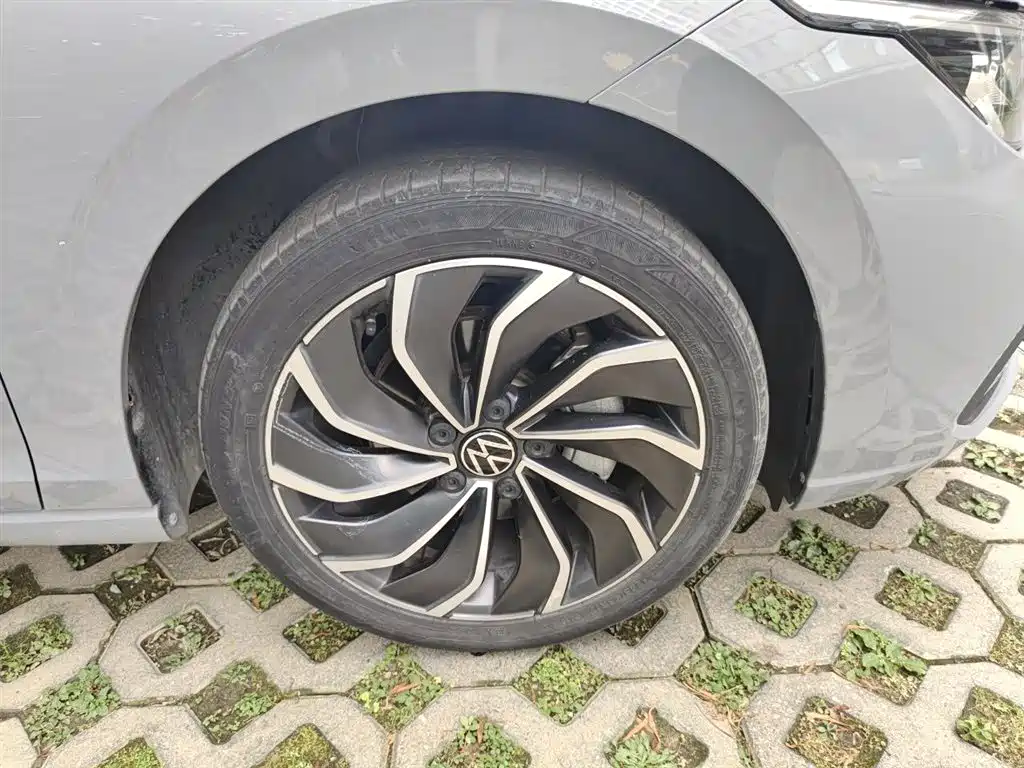 Volkswagen Golf 2023 280TSI DSG Pro фото 8