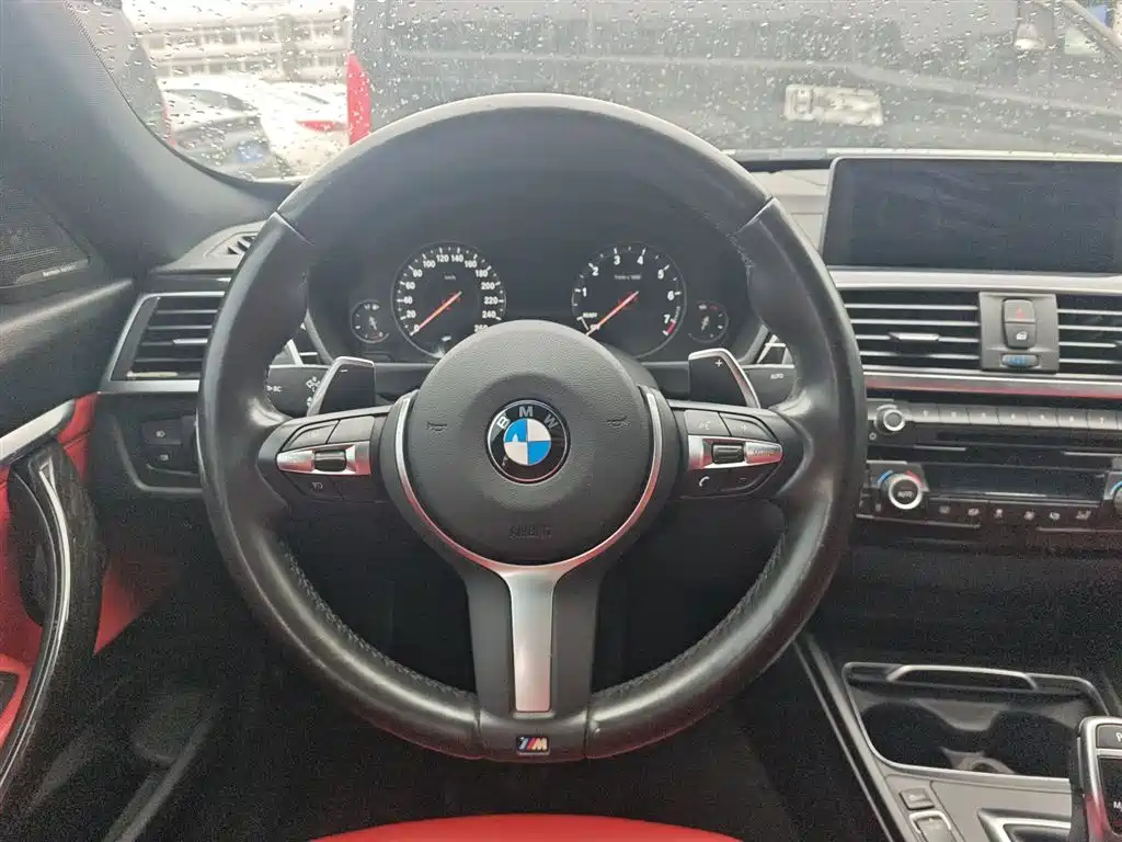 BMW 3 Series GT 2018 330i xDrive M Sport фото 6