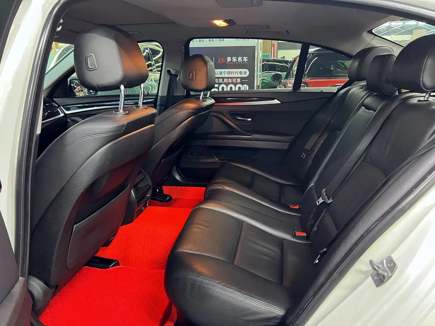 BMW 5 Series 2014 525Li Leading фото 4