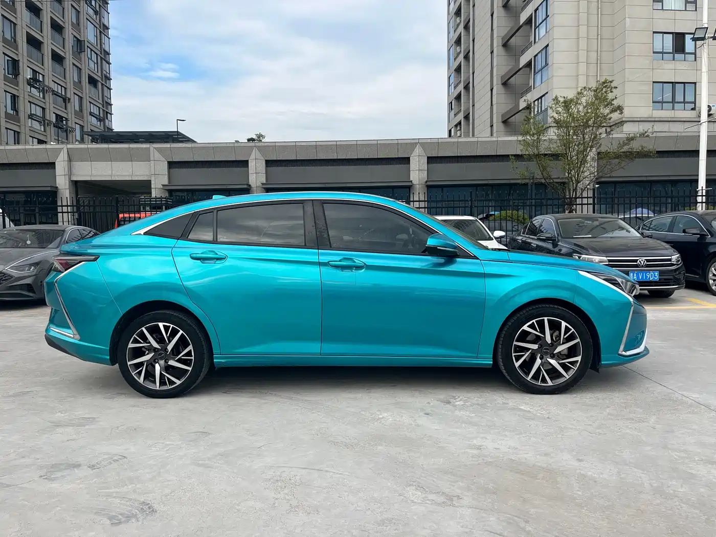 Dongfeng Aeolus Yixuan 2020 2020 230T Auto Cool Curve Hunter Knight Edition