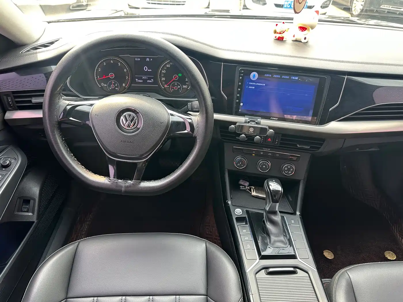 صورة 6 - Volkswagen Passat