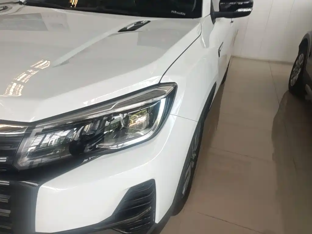 Фото 24 - Changan CS75