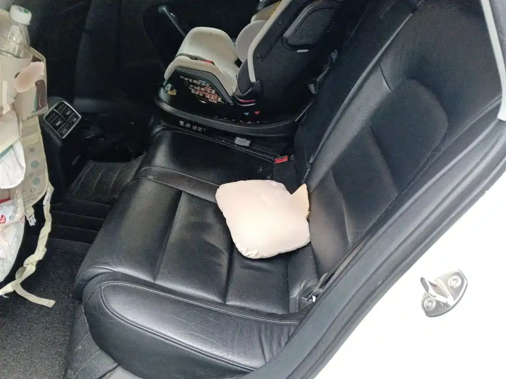 Audi A4L 2015 35 TFSI Auto Standard фото 13