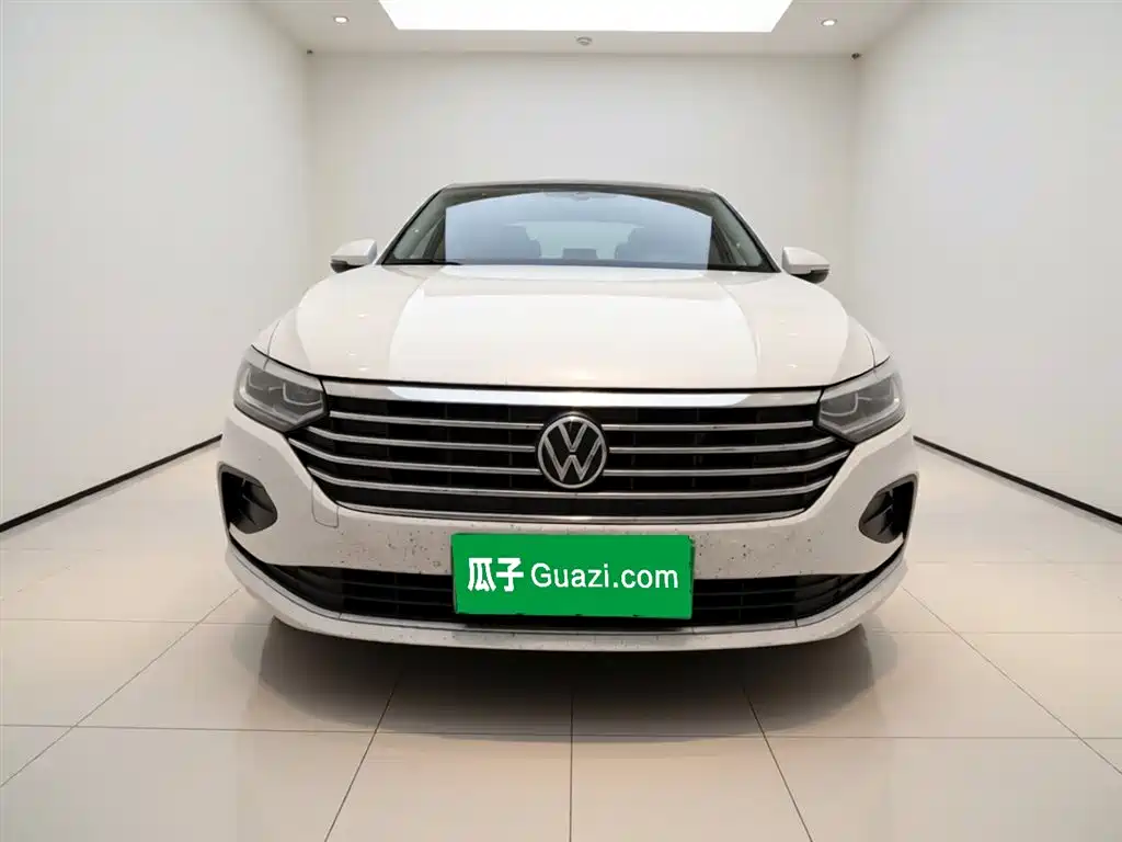 Volkswagen Lavida 2023 1.5L Auto Five Million Edition фото 2