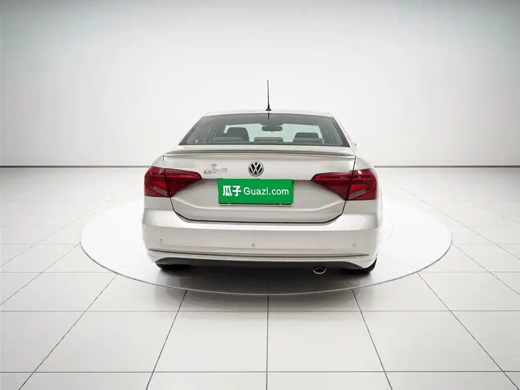 Volkswagen Jetta 2017 1.5L Automatic Comfort фото 5