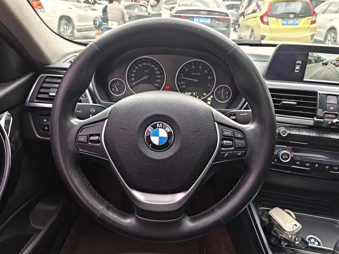 BMW 3 Series 2018 320Li Fashion Style фото 10
