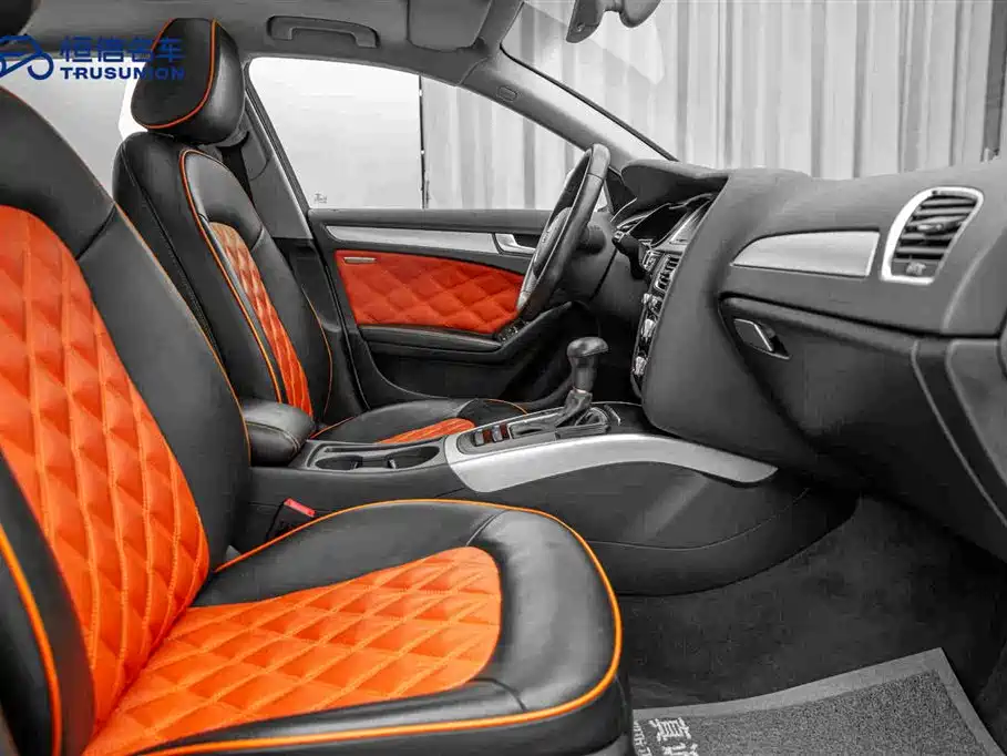 Фото 15 - Audi A4L