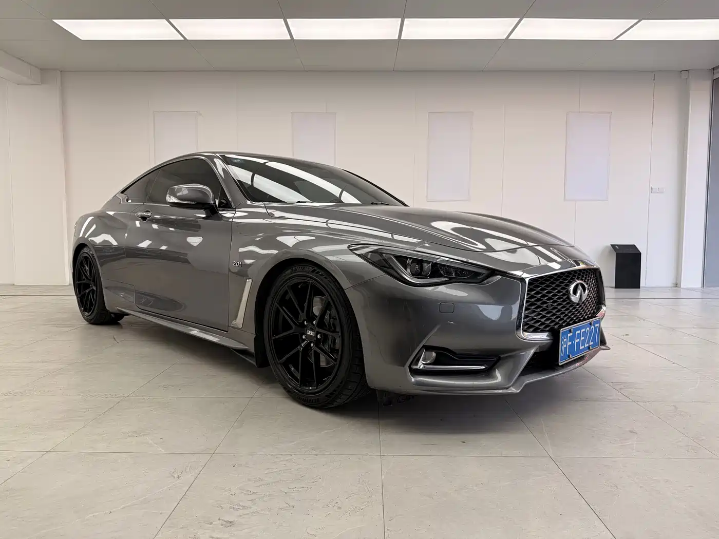Infiniti Q60 2019 2.0T Luxury Edition фото 4