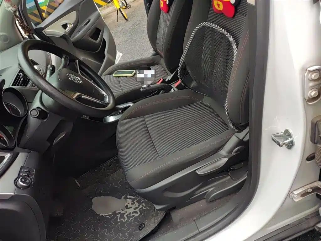 Buick Encore 2015 1.4T Automatic 2WD Urban Elite фото 11