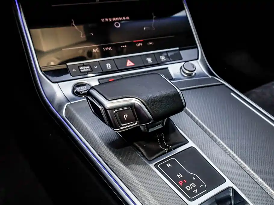 Audi A7L 2024 45TFSI S-line Dream Edition Crystal Package фото 19