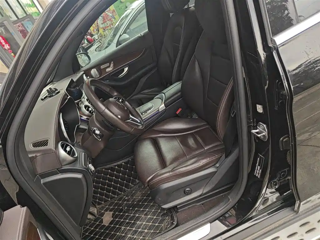 Mercedes-Benz GLC 2020 GLC 300 L 4MATIC Luxury фото 11