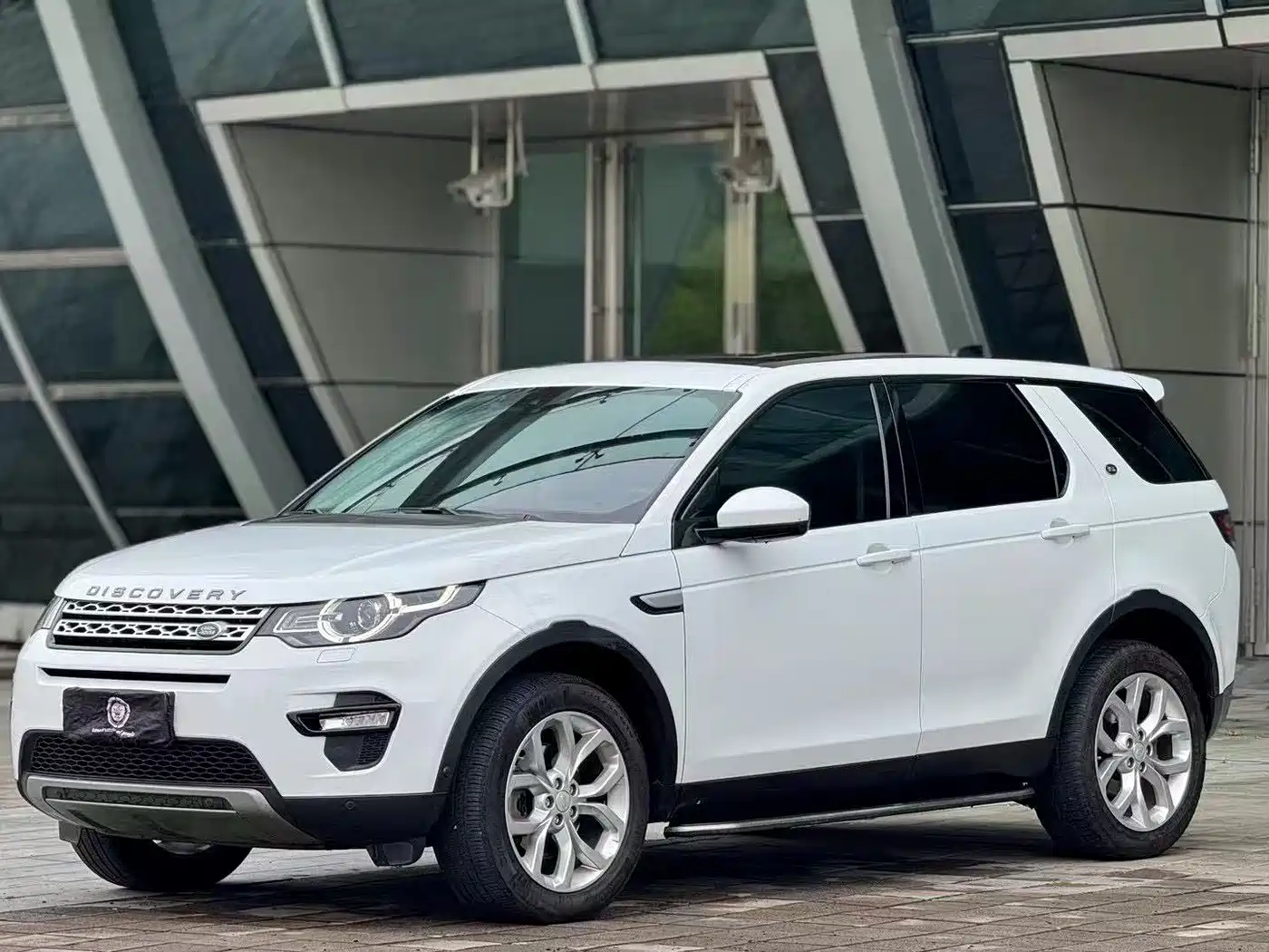 Land Rover Discovery Sport 2018 240PS HSE Edition