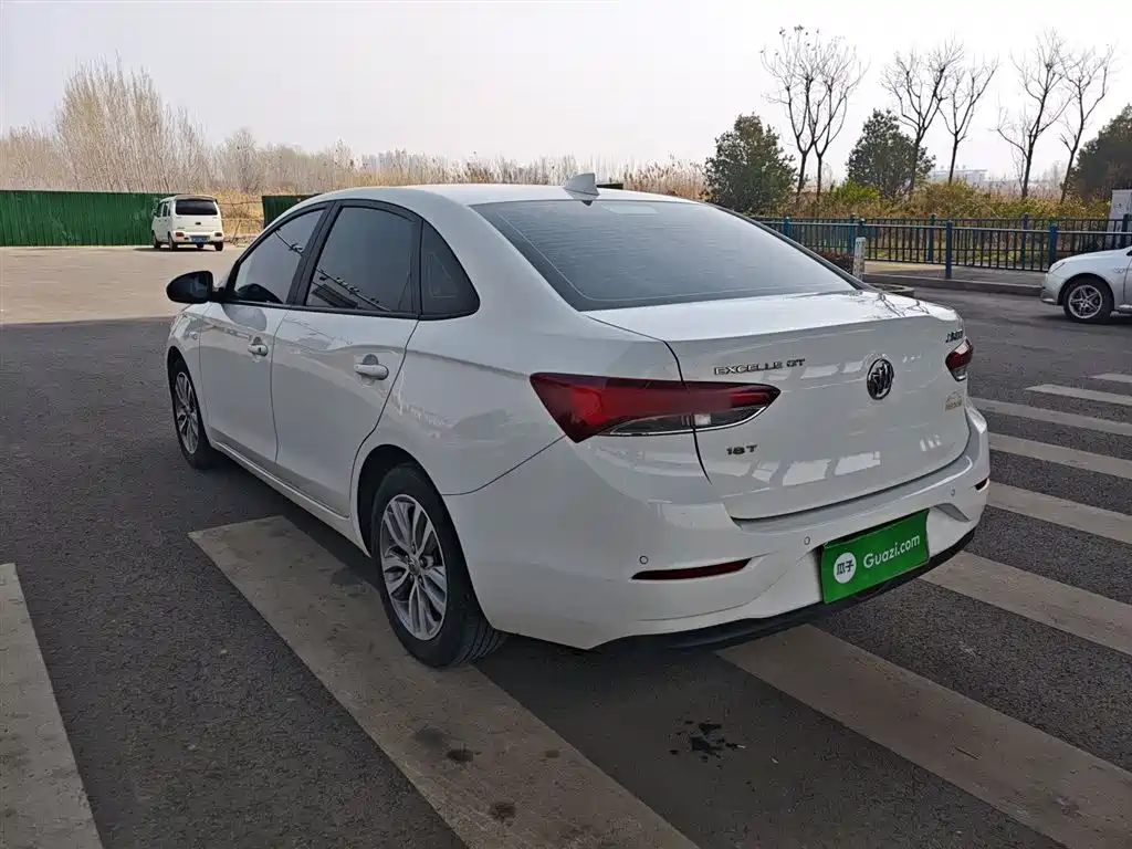 Buick Excelle 2018 18T Automatic Elite фото 5