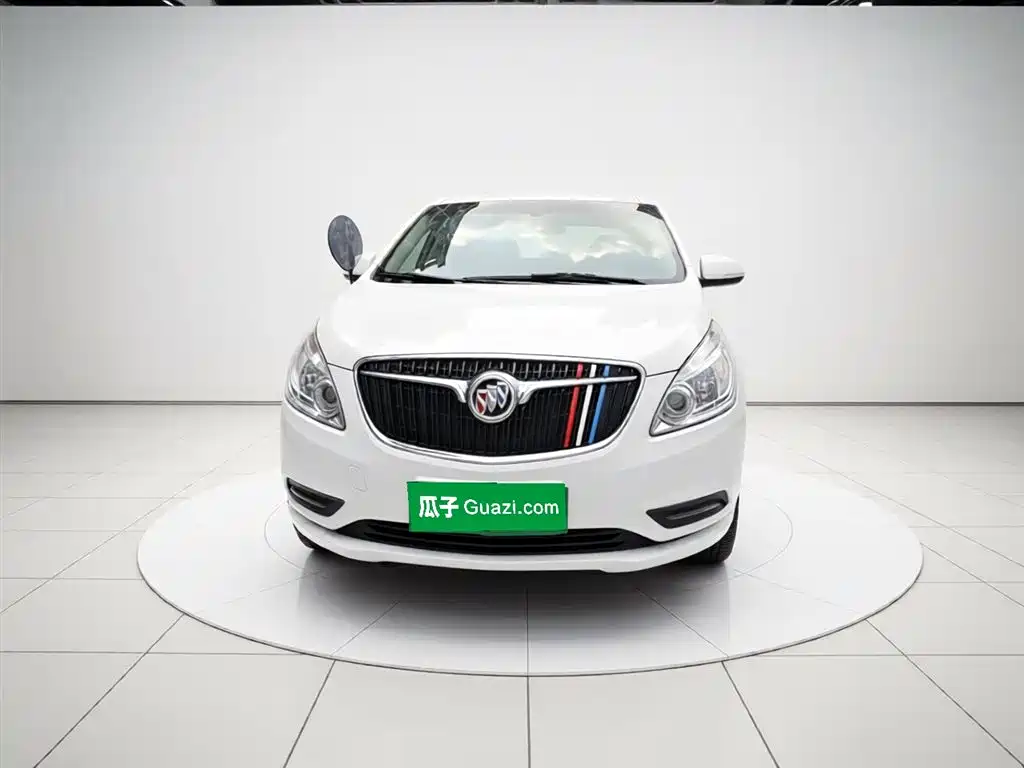 Buick GL8 2018 28T Luxury Model China VI фото 2