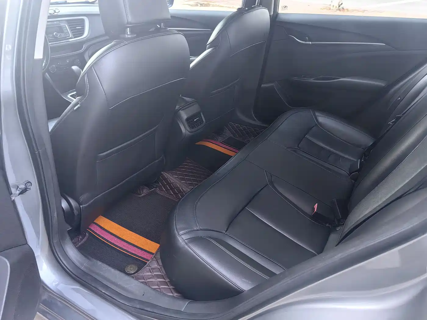Buick Excelle 2018 18T Automatic Elite фото 4