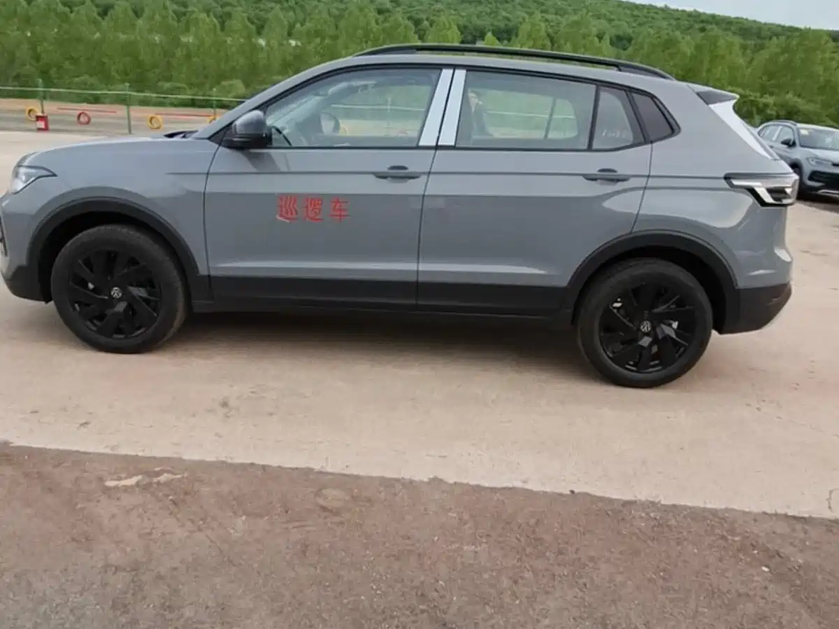 Volkswagen Tharu 2026 XR 1.5L RX Edition фото 17