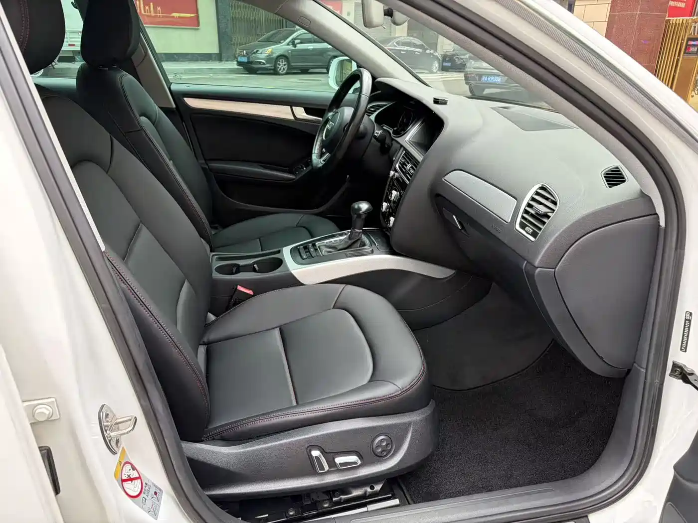 Audi A4L 2015 35 TFSI Auto Standard фото 10