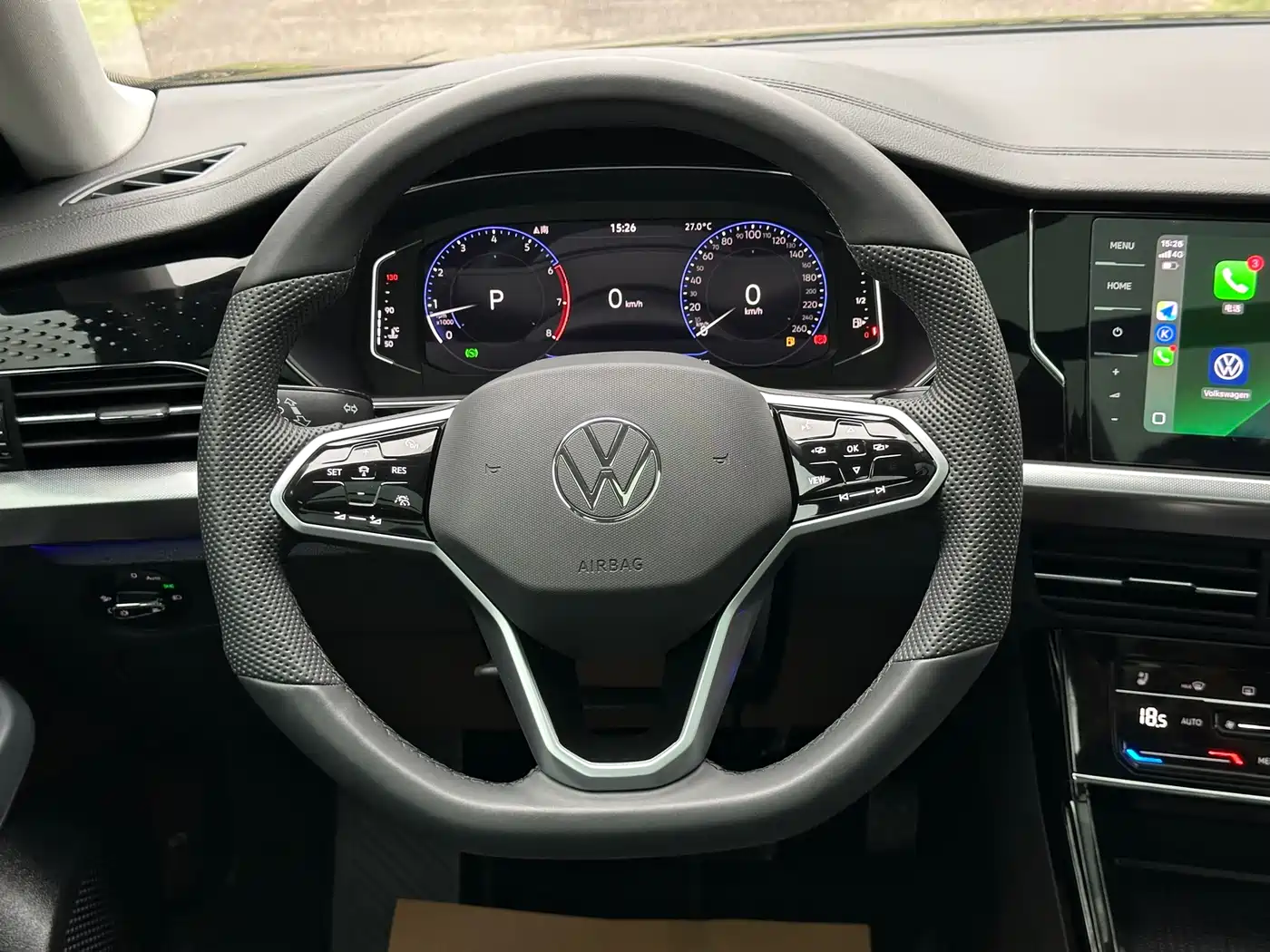 Volkswagen Passat 2024 380TSI Dragon Glory Edition фото 21
