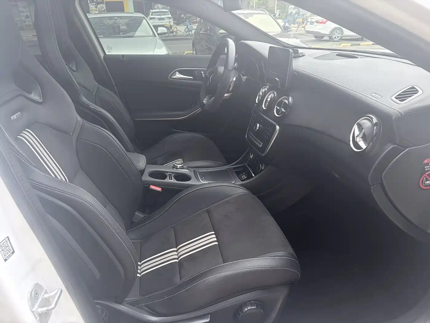 Mercedes-Benz GLA 2018 GLA 200 Polar Limited Edition фото 5