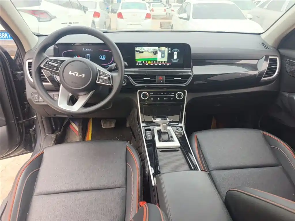 Kia Seltos 2023 1.5L CVT Luxury Edition фото 13