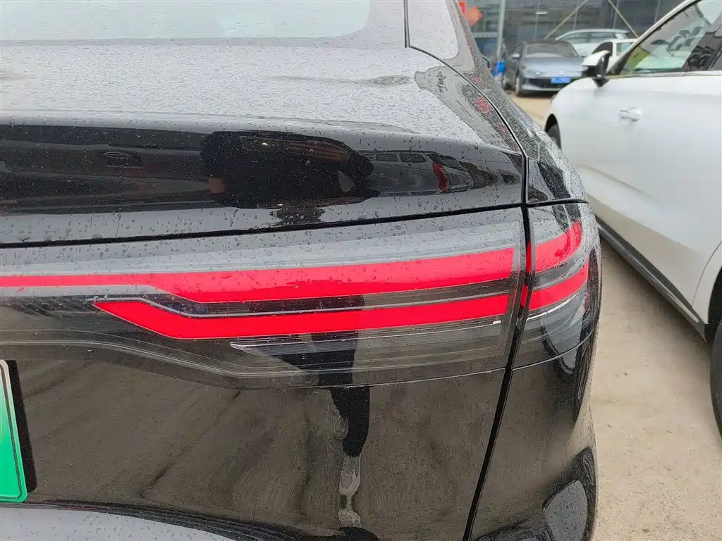 Geely Galaxy Galaxy Stellar 6 2025 60km Voyager Edition фото 8
