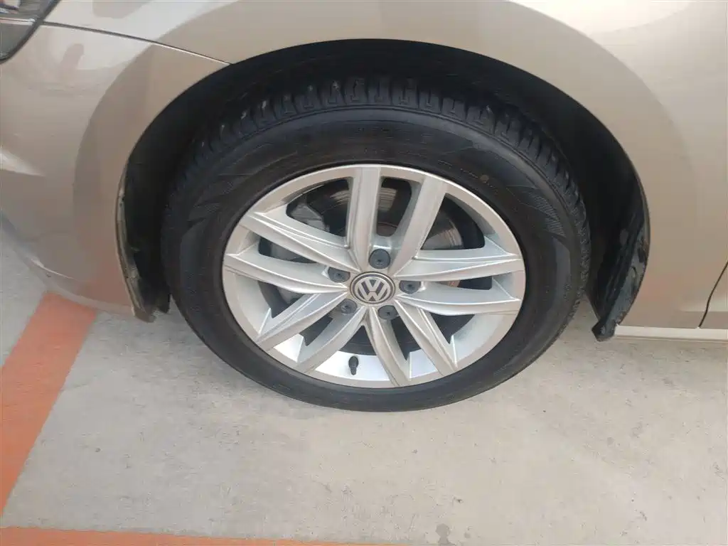 Volkswagen Golf 2018 230TSI Automatic Comfort фото 23
