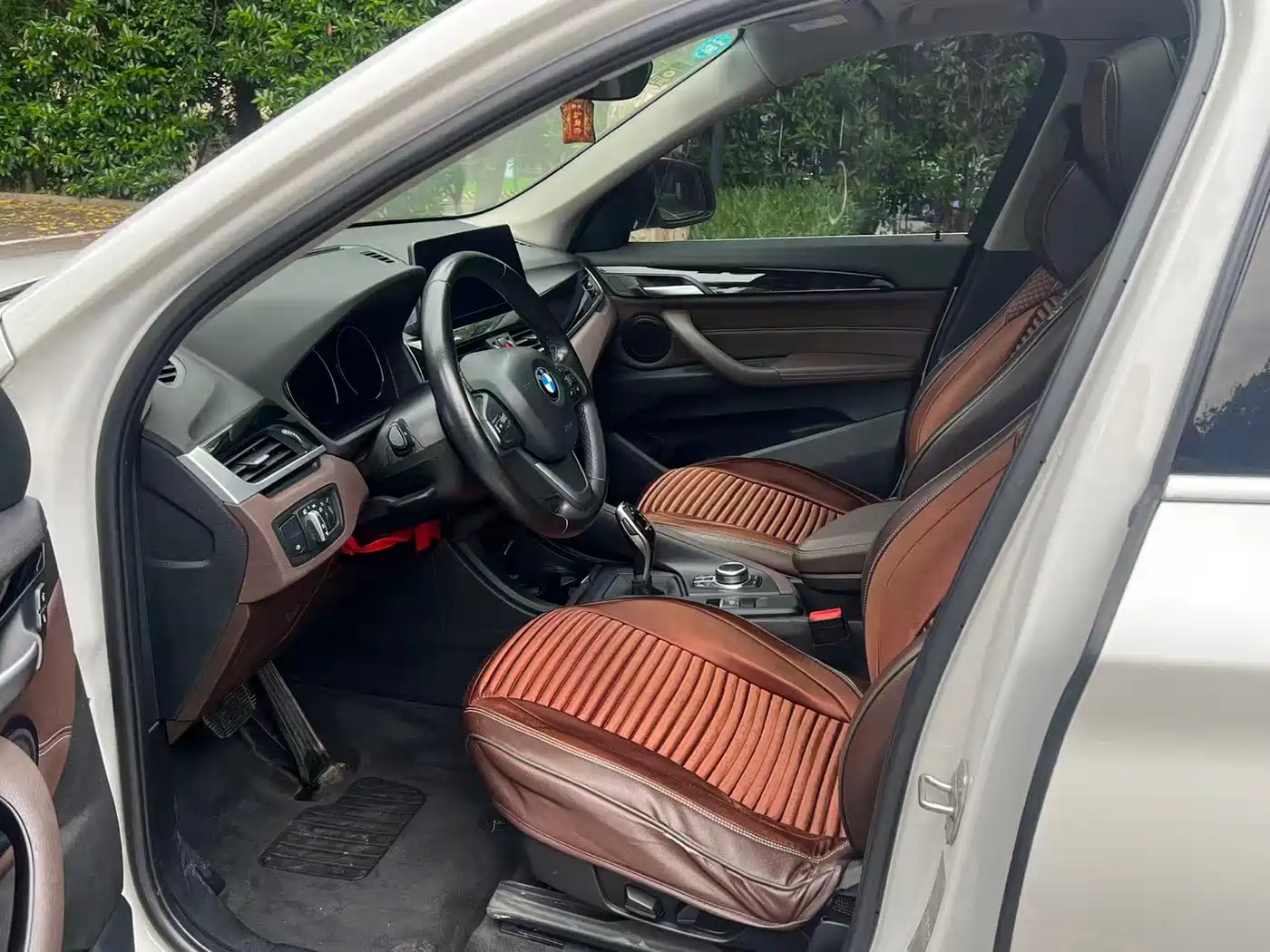 BMW X1 2020 sDrive25Li Leading Model фото 4