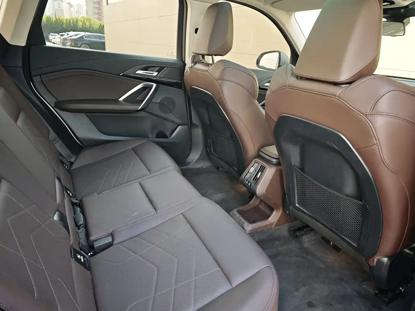 BMW iX1 2025 eDrive25L X Design Package фото 12