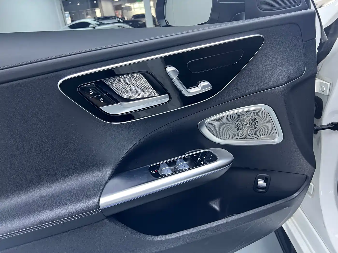 Mercedes-Benz C-Class 2023 C 260 L Sport фото 4