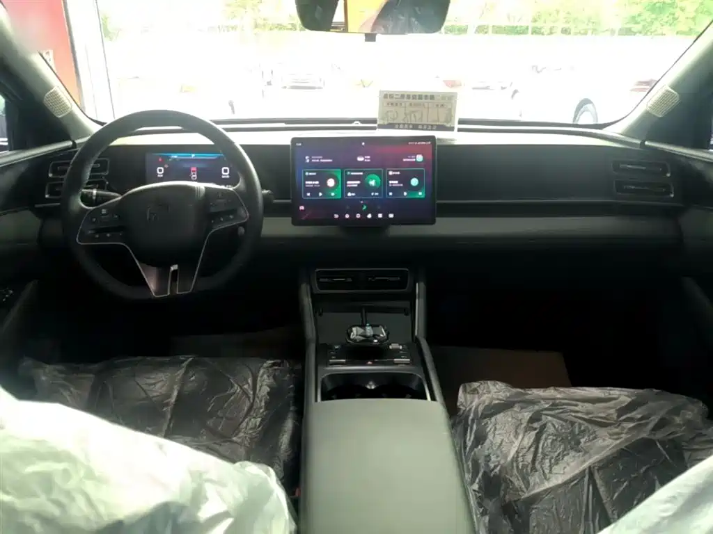 BYD Qin L 2024 DM-i 80KM Superior фото 10