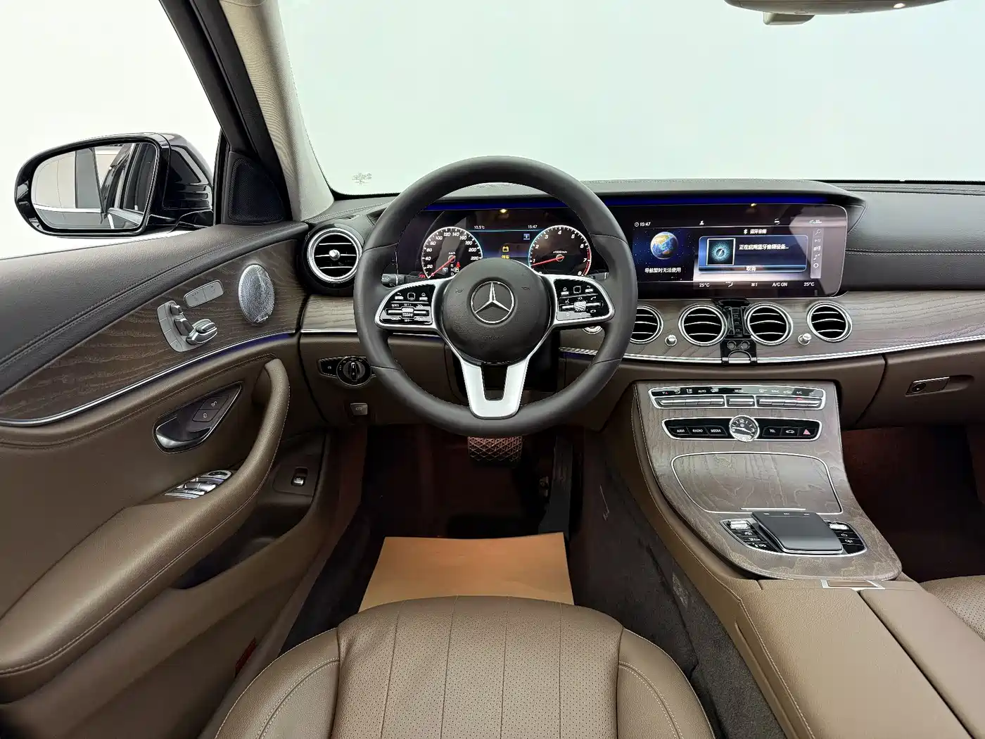 Mercedes-Benz E-Class 2020 E 300 L Luxury Model фото 12