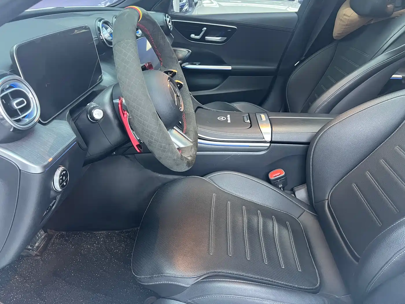 Mercedes-Benz C-Class 2023 C 260 L Sport фото 6